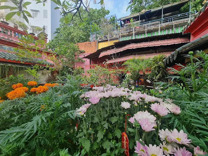 Jade Emperor Pagoda (Phuoc Hai Pagoda) HCMC