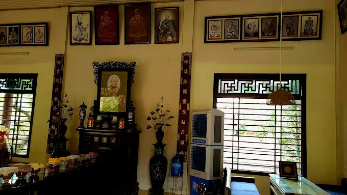 Tu Dam Pagoda Hue