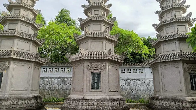 Tu Dam Pagoda Hue