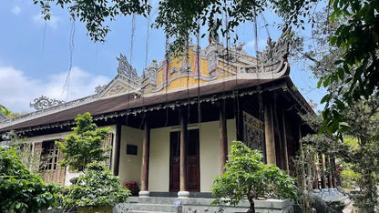 Danh sách các đơn vị hành chính Chùa Từ Hiếu và các điểm tham quan khác