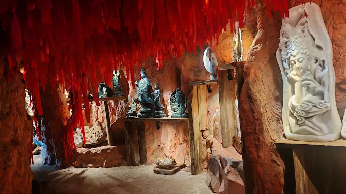 7. Tôi có thể đặt tour trọn gói tham quan Chùa Thanh Lương ở đâu uy tín?