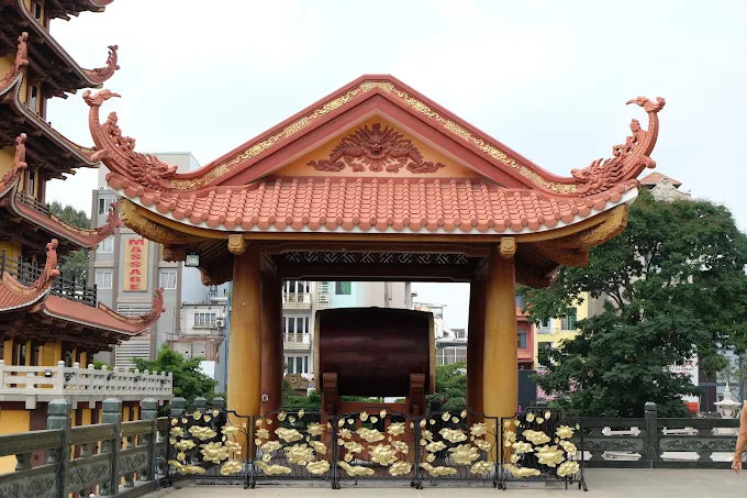 Viet Nam Quoc Tu Pagoda HCMC