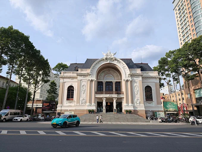 Localtrips.ORG Chuyên Cung Cấp Thông Tin Tìm Kiếm, Địa Điểm Tham Quan Tại Công trường Lam Sơn TPHCM