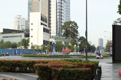 Những Ai Thường Đến Công trường Lam Sơn TPHCM Để Làm Gì?
