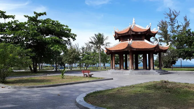 Các Câu Hỏi Thường Gặp Về Công Viên Bạch Đằng Nha Trang (FAQs)