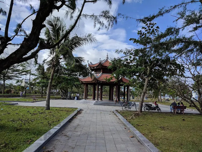Bảng Giá Dịch Vụ Thuê Xe Và Hướng Dẫn Viên Tại Nha Trang 2026