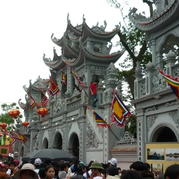 Đền Thánh Mẫu Thái Bình