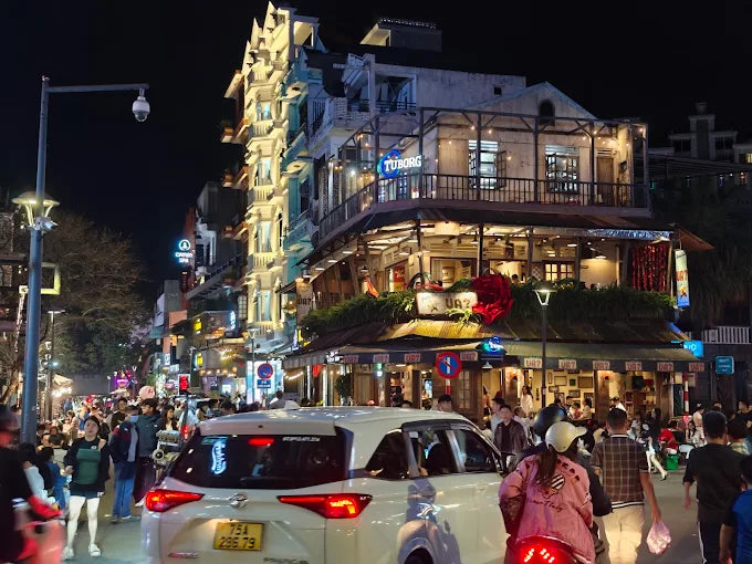 Hue Walking Street