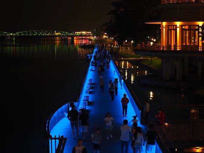 1. Phố Đi Bộ Nguyễn Đình Chiểu (Bờ Nam Sông Hương)