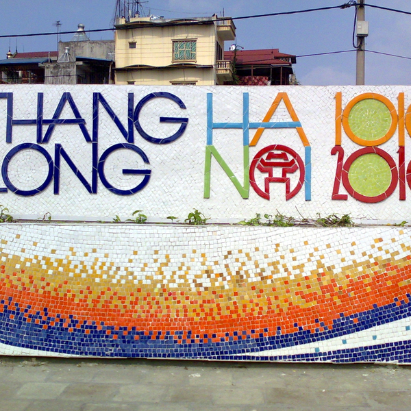 Đường Gốm Sứ Hà Nội