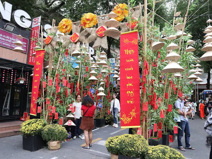 Cách Di Chuyển Đến Địa Điểm Đường sách Nguyễn Văn Bình TPHCM
