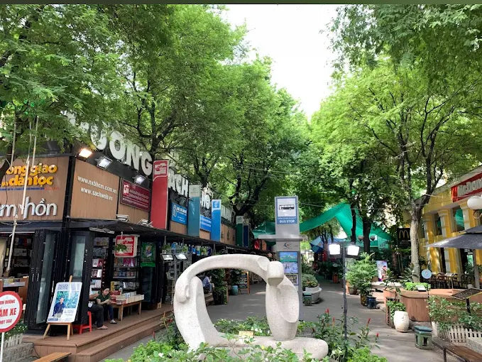 Nguyen Van Binh Book Street HCMC