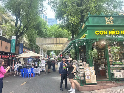 Nguyen Van Binh Book Street HCMC
