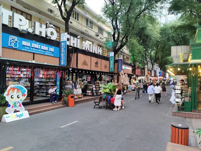 Nguyen Van Binh Book Street HCMC