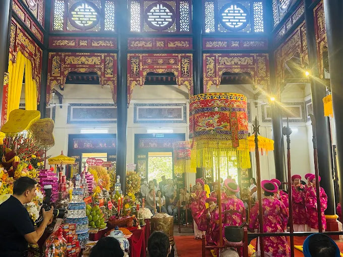 Hung Kings Temple (in Saigon Zoo and Botanical Garden)
