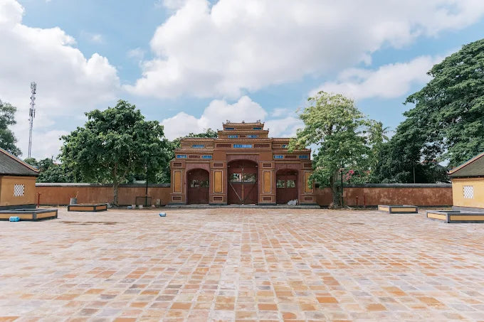 Thông Tin Tham Quan &amp; Giá Vé (Cập nhật 2026)