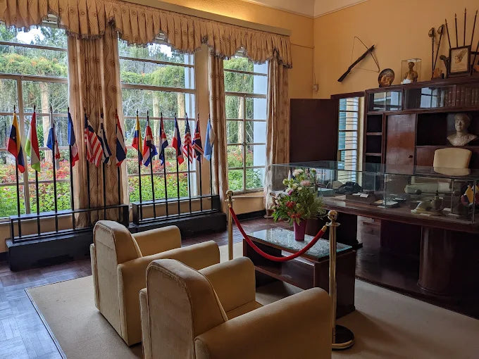 Kiến Trúc Art Deco Tinh Tế Và Không Gian Sống Nguyên Vẹn Của Hoàng Gia