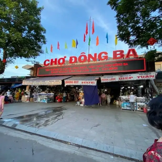 Giới Thiệu Chợ Đông Ba, Vị Trí Ở Đâu?

