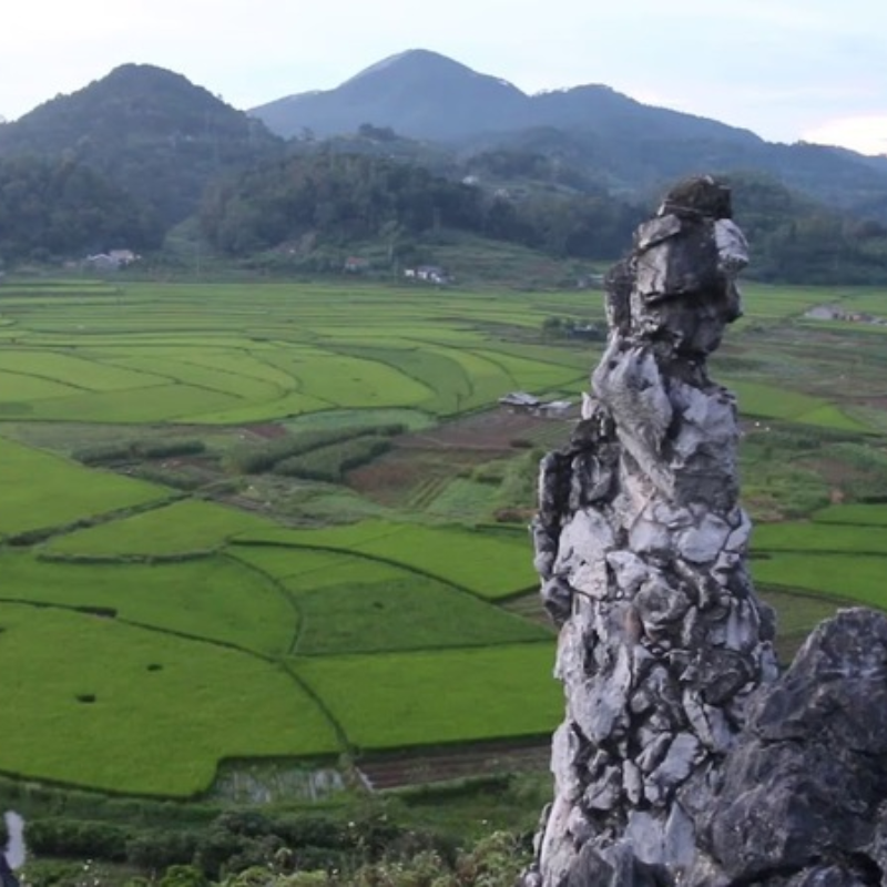 Giới Thiệu Núi Tô Thị, Vị Trí Ở Đâu?
