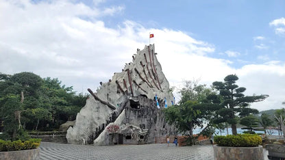 Hồ Cá Trí Nguyên Aquarium On Soi Island