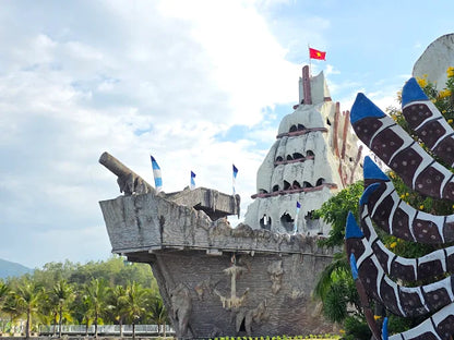 Hồ Cá Trí Nguyên Aquarium On Soi Island
