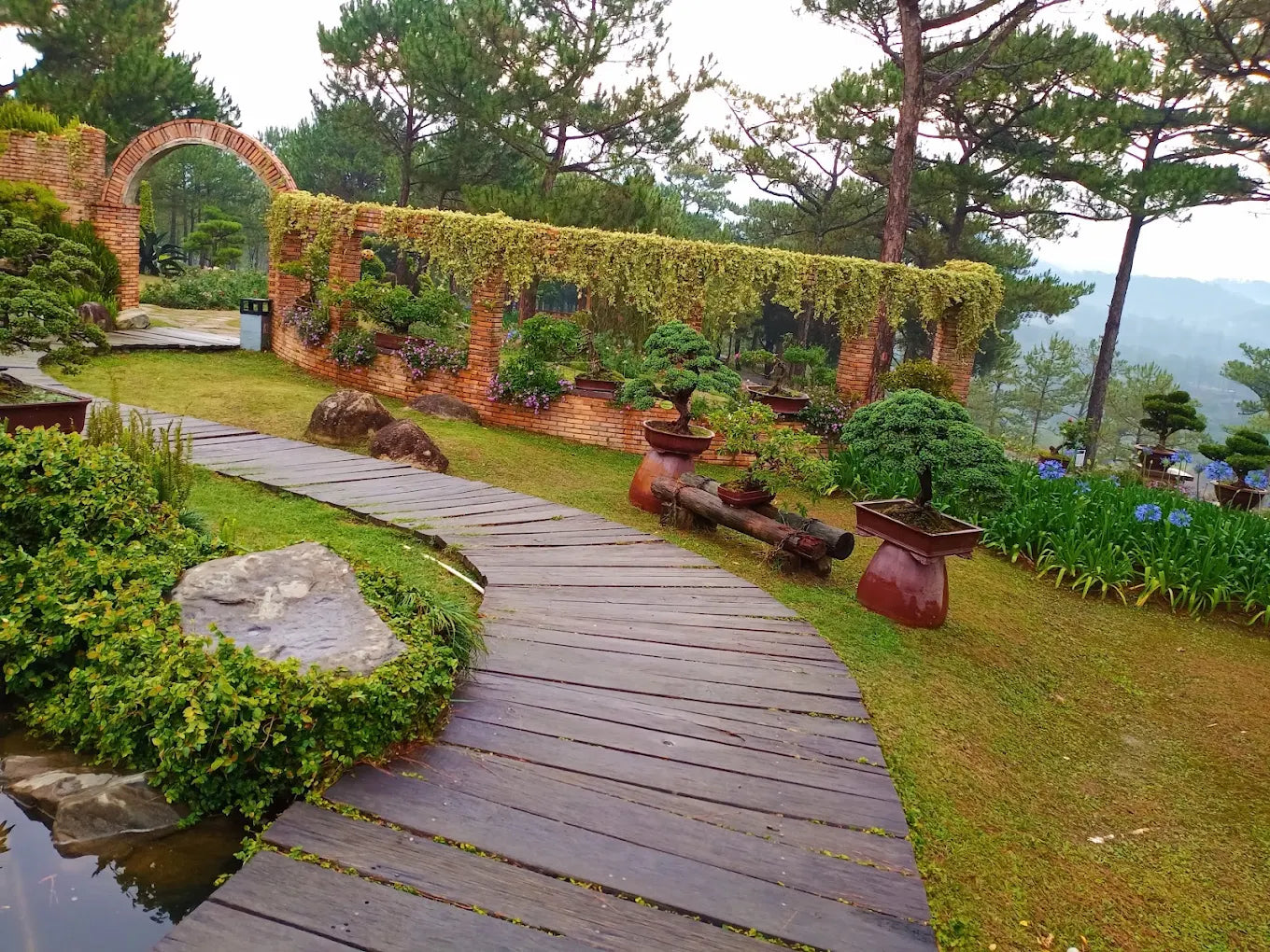 Những Trải Nghiệm Độc Đáo Tại Hồ Than Thở