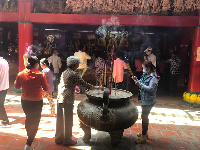Hội quán Ôn Lăng - Chùa Quan Âm: Viên ngọc cổ giữa lòng Sài Gòn hoa lệ