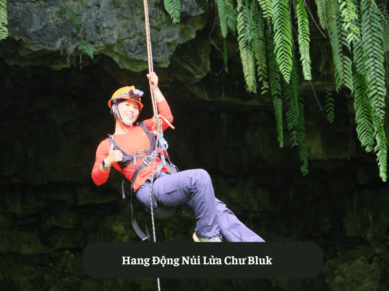 Hang Động Núi Lửa Chư Bluk