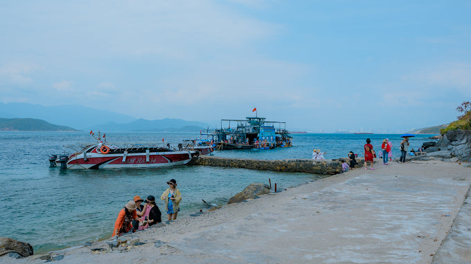 Trẻ em đi Hòn Miễu có cần mua vé tham quan riêng không?