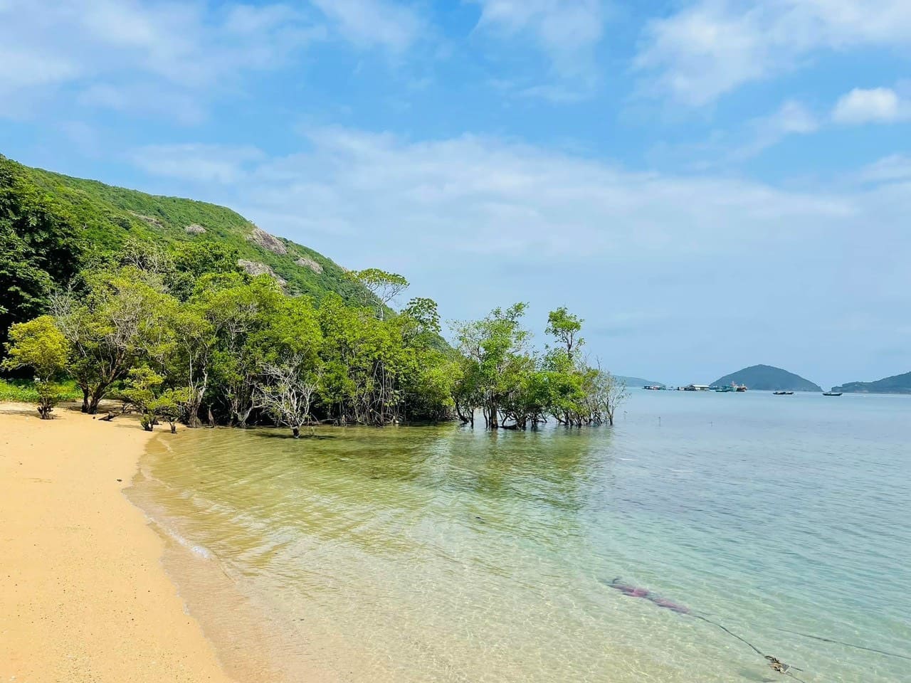Hòn Ông (Đảo Cá Voi)