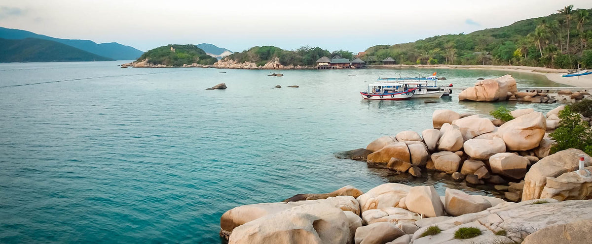 Những Trải Nghiệm Nghỉ Dưỡng Và Khám Phá Không Thể Bỏ Lỡ