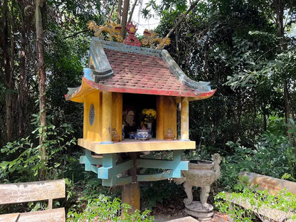 Khu tưởng niệm Bác sĩ Alexandre Yersin (Suối Dầu) có thu vé tham quan không?
