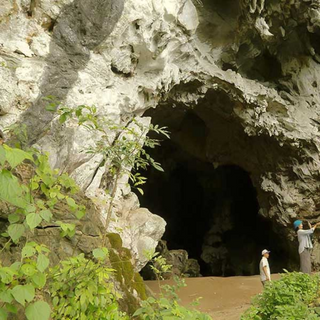 Kinh Nghiệm Khi Tham Quan Động Pa Thơm