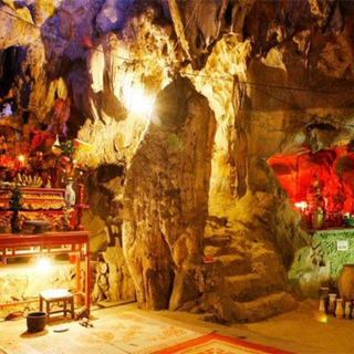 Lịch Sử Chùa Nhị Thanh và Lịch Sử Động Nhị Thanh: Dấu Ấn Danh Nhân và Thời Gian