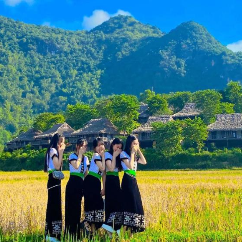 Lịch Sử Hình Thành Bản Lác
