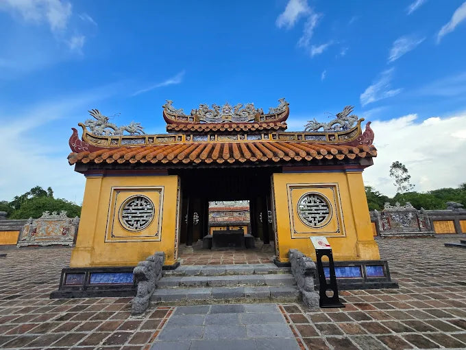 Lăng Dục Đức (An Lăng): Vẻ Đẹp Bình Yên Giữa Chốn Hoàng Cung