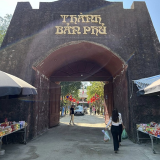 Local Trips .ORG Chuyên Cung Cấp Thông Tin Tìm Kiếm, Địa Điểm Tham Quan Tại Thành Bản Phủ