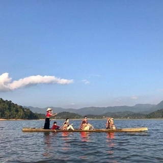 LocalTrips.ORG Chuyên Cung Cấp Thông Tin Tìm Kiếm, Địa Điểm Tham Quan Tại Hồ Pá Khoang