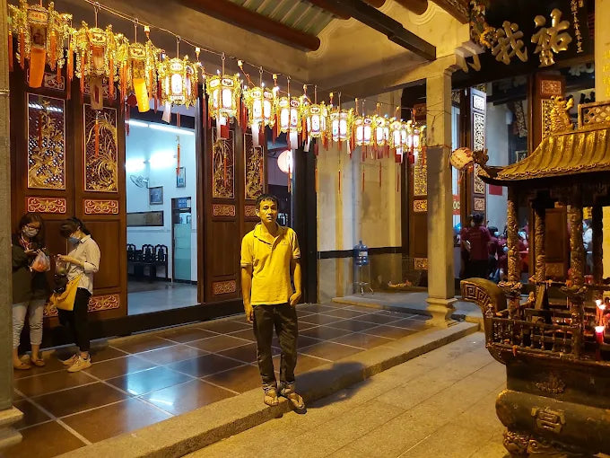 Miếu Bà Thiên Hậu - Hội Quán Tuệ Thành