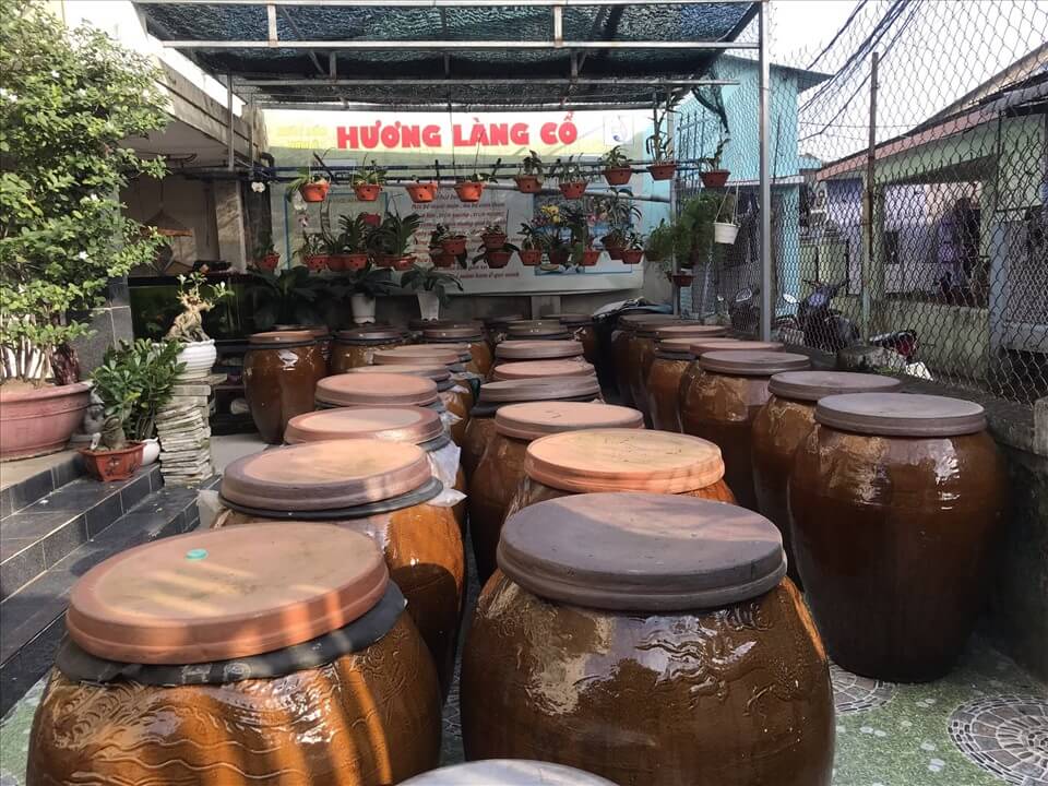 4. Nên mua nước mắm Nam Ô ở đâu để đảm bảo chất lượng?