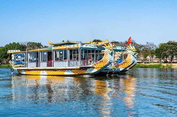 Nghe Ca Huế Trên Sông Hương: Bản Hòa Tấu Di Sản Giữa Lòng Cố Đô