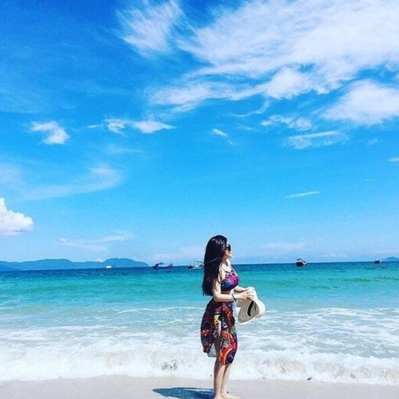 Những Ai Thường Đến Biển Cửa Đại Để Làm Gì?
