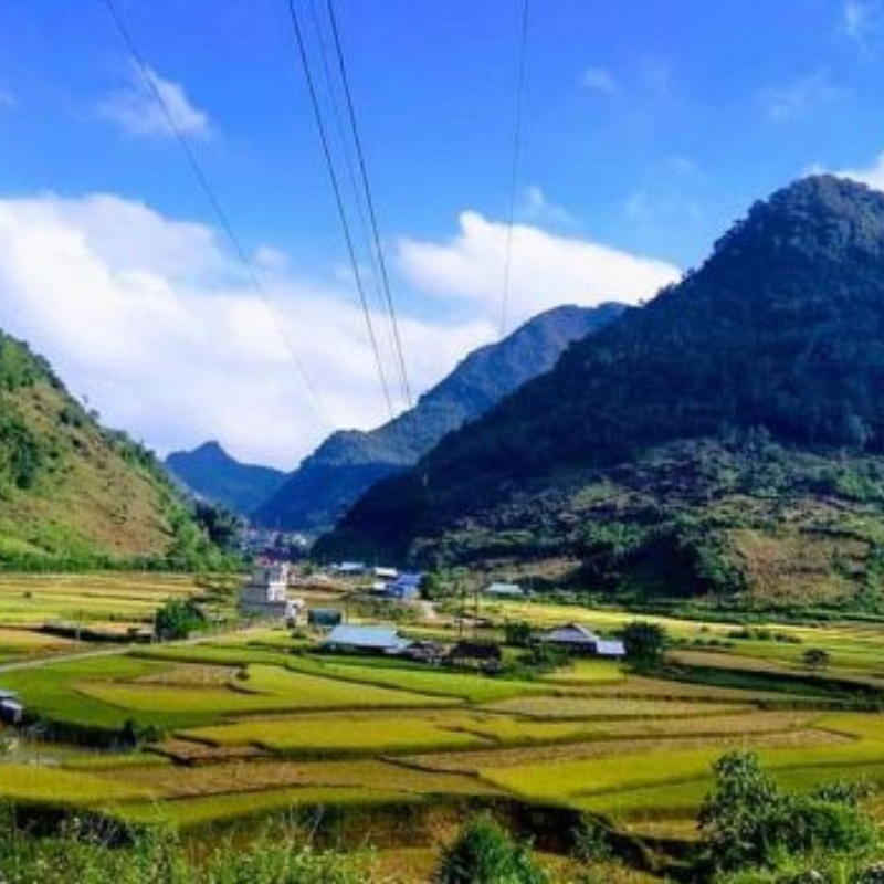Những Ai Thường Đến Cao Nguyên Đá Tủa Chùa Để Làm Gì?