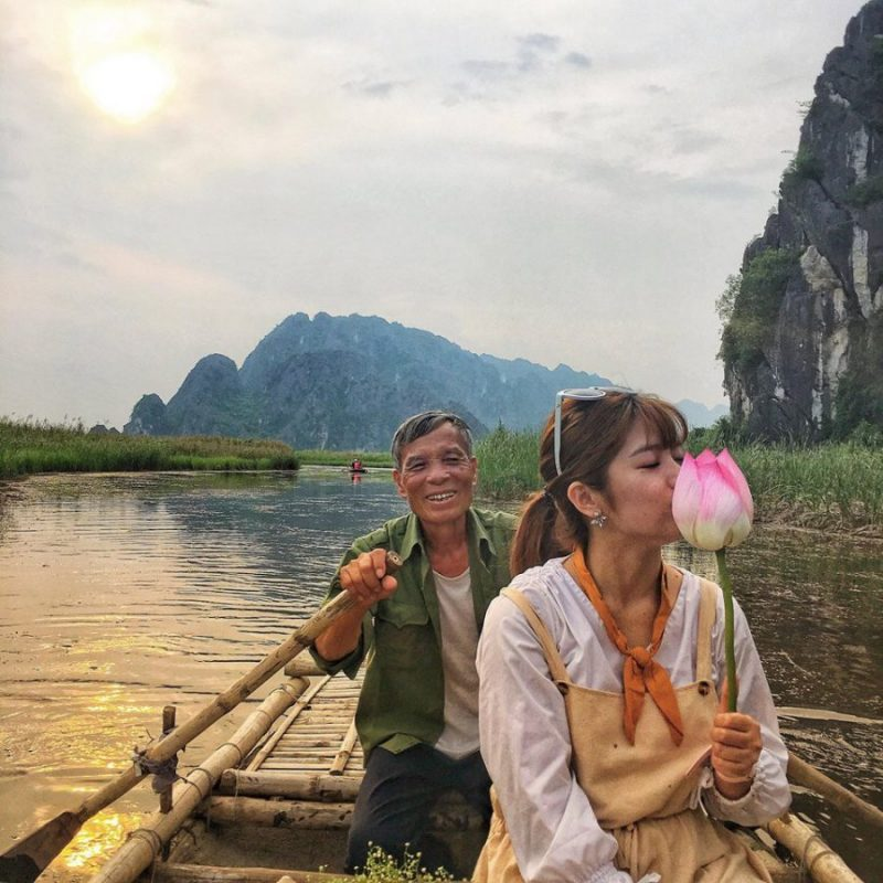 Những Ai Thường Đến Đầm Vân Long Để Làm Gì?
