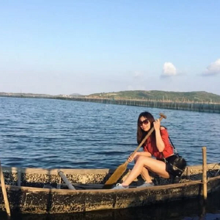 Những Ai Thường Đến Đầm Ô Loan Để Làm Gì?
