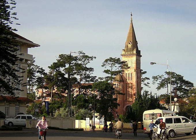 Nhà Thờ Con Gà Đà Lạt