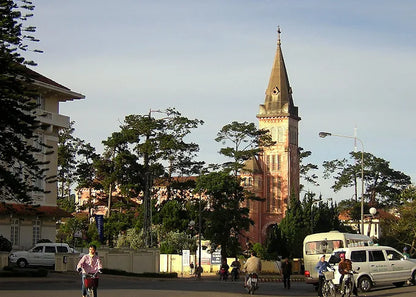 Nhà Thờ Con Gà Đà Lạt