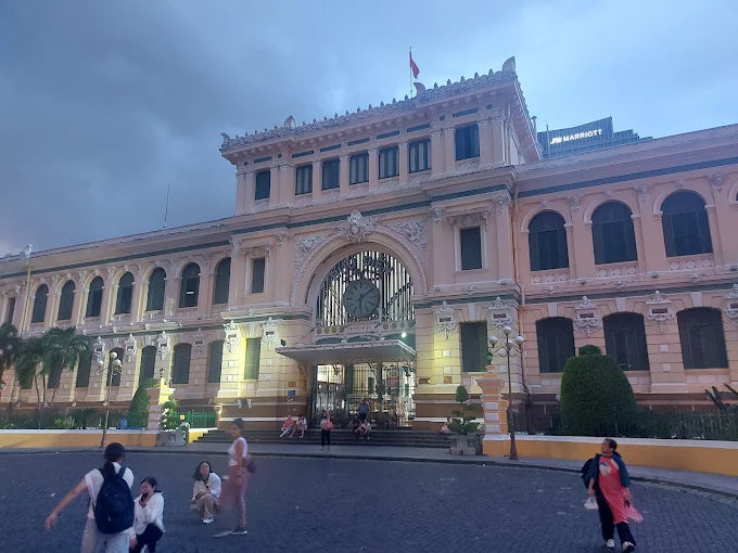 Nhà thờ Đức Bà Sài Gòn