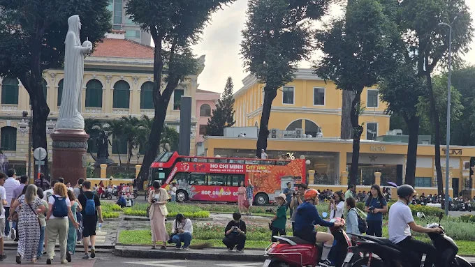 Nhà thờ Đức Bà Sài Gòn