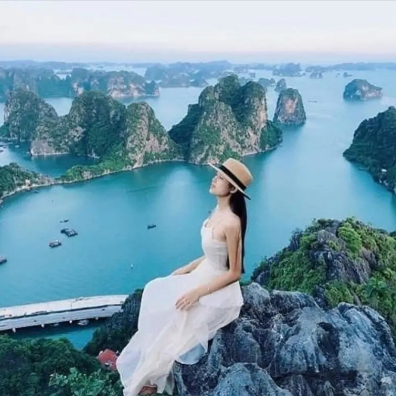 Núi Bài Thơ